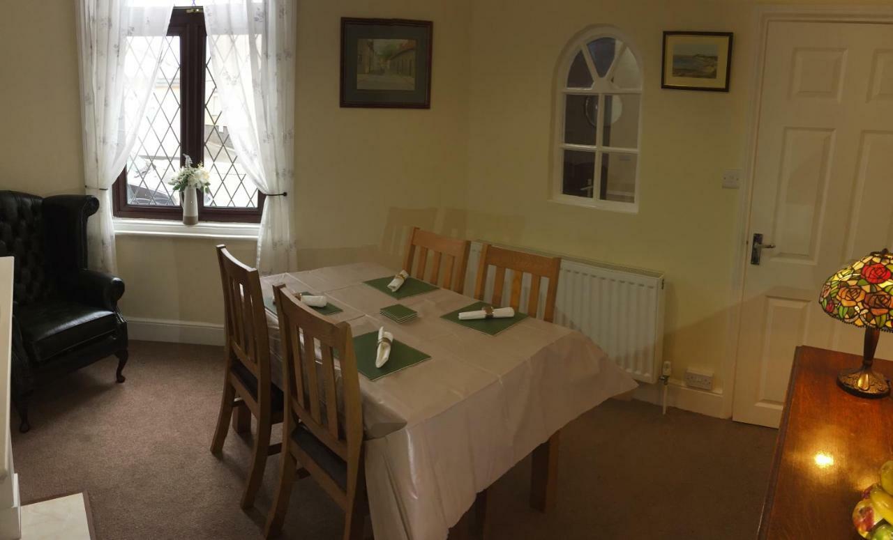 Browns Holiday Cottage Filey Dış mekan fotoğraf
